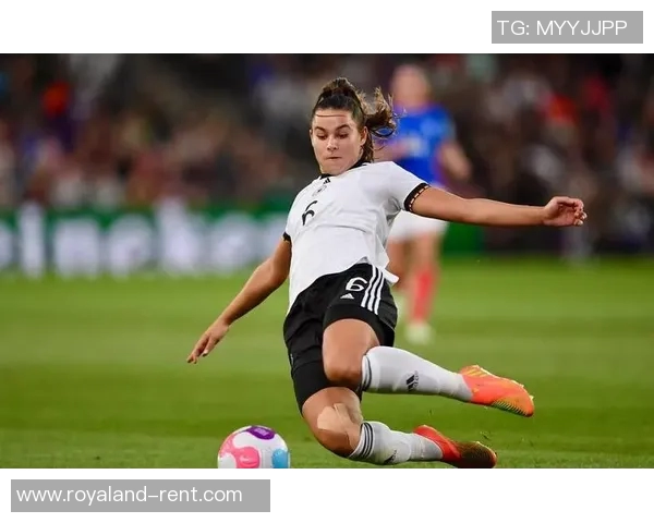 华裔外籍女足球星的崛起与挑战探索她们在全球足球舞台上的影响力与成就